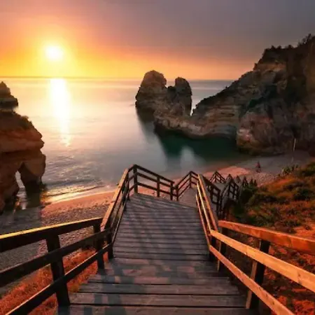 Stylish Beachfront Escape . Steps To . Wifi Portimao